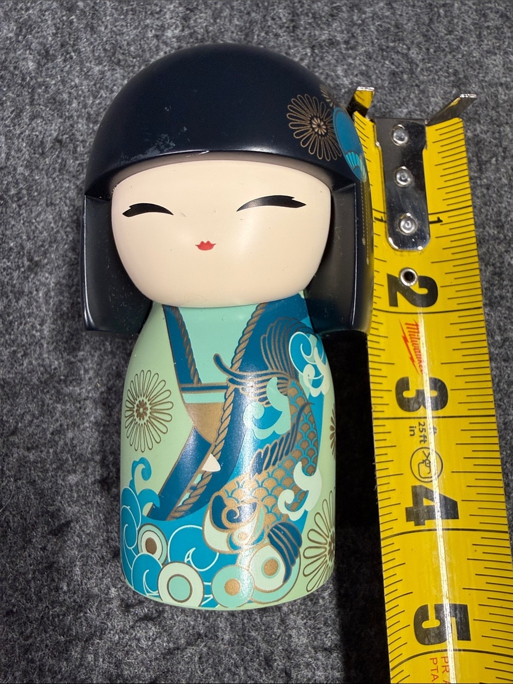 Kokeshi-Style Ceramic Figurine in Teal, Mint & Black - Picture 7 of 7
